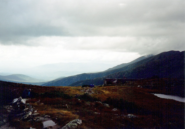 Lake of the Clouds Hut